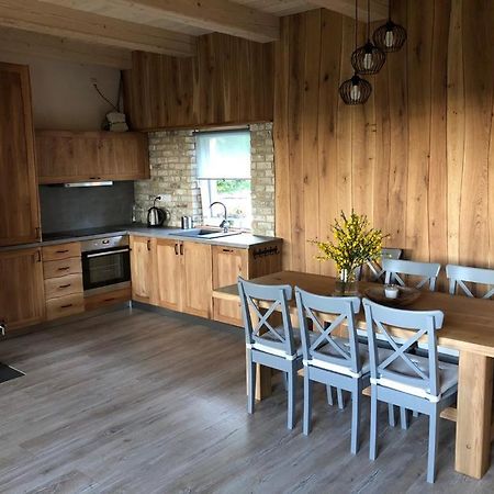 Apartman Nezichov Touzim Bagian luar foto
