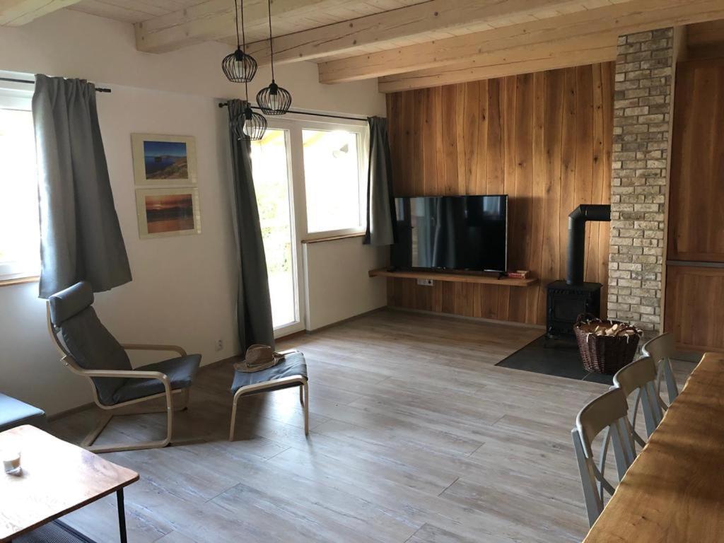 Apartman Nezichov Touzim Bagian luar foto